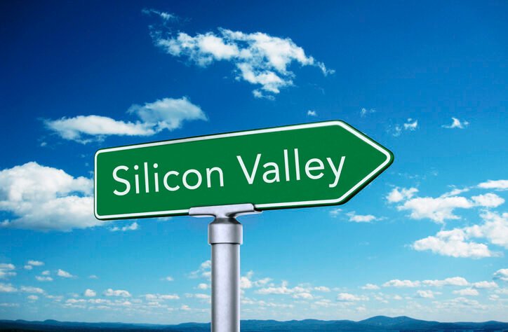 the-white-sandal-elite:-the-go-to-law-firms-for-silicon-valley