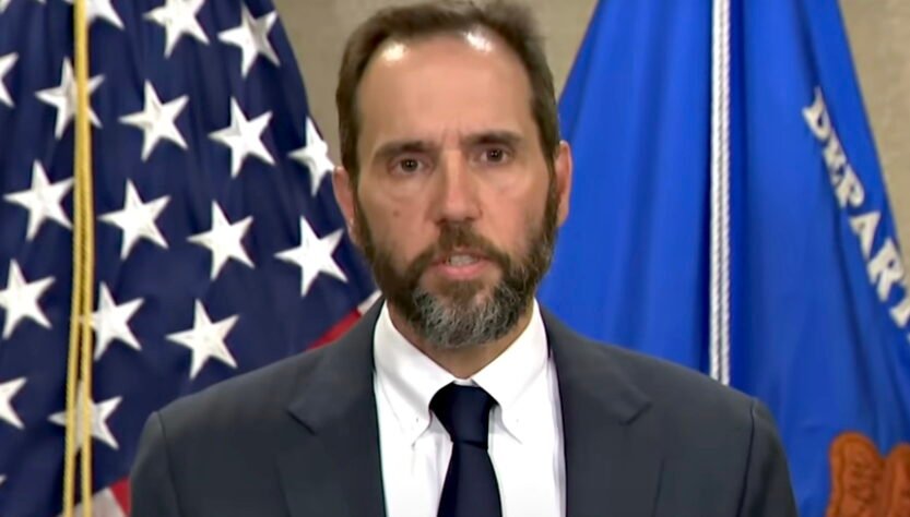 expert-predicts-‘smith-will-win’-as-special-counsel-appeals-trump-docs-case-dismissal