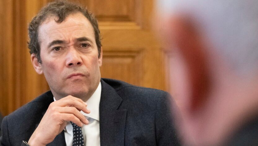 ‘cowardice’:-washington-post-faces-backlash-after-refusing-to-endorse-in-presidential-race