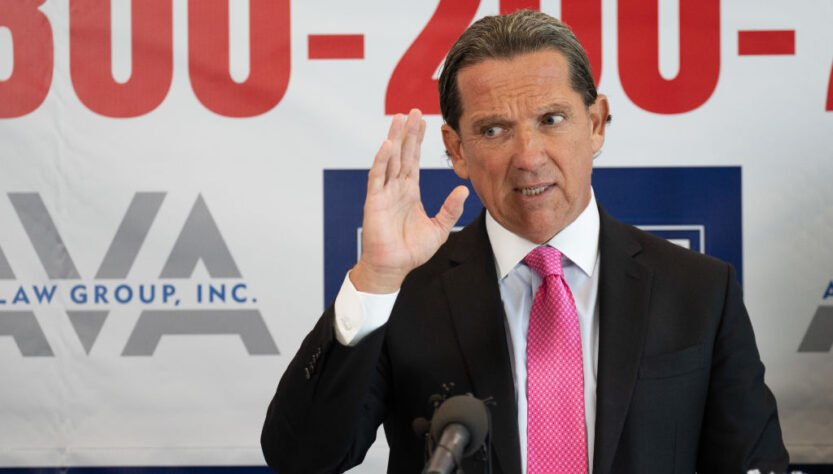 tony-buzbee-still-has-to-deal-with-jay-z’s-defamation-countersuit