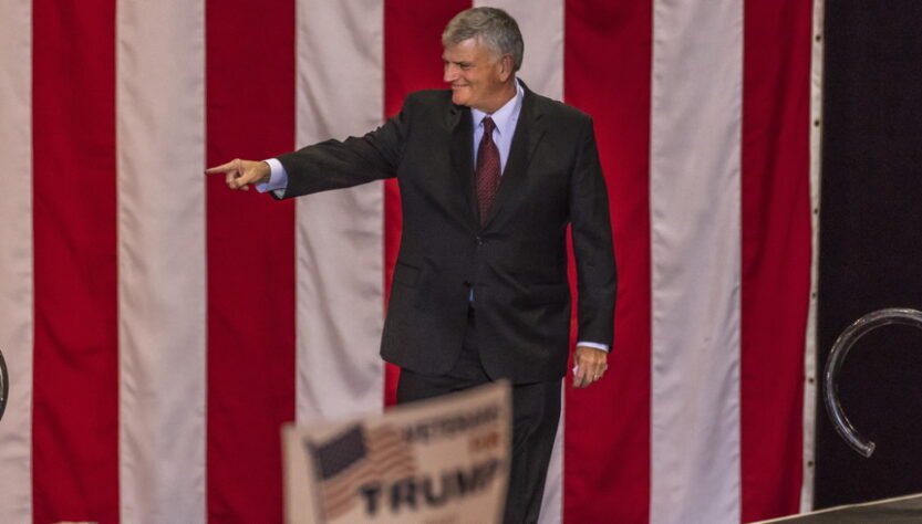 franklin-graham-scores-pentagon-christian-prayer-services-invitation