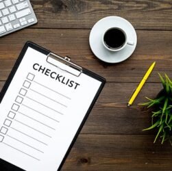 why-some-lawyers-succeed-and-others-don’t:-it’s-not-what-you-think