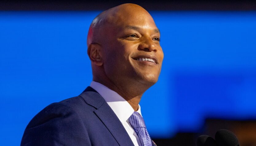 dem-governor-schools-fox-host-over-trump’s-‘performative’-dc-takeover