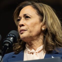 ‘act-of-revenge’:-trump-axes-kamala-harris’s-secret-service-protection