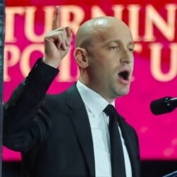 ‘red-flag’:-stephen-miller-accused-of-‘reviving-fascist-rhetoric’-at-kirk-memorial