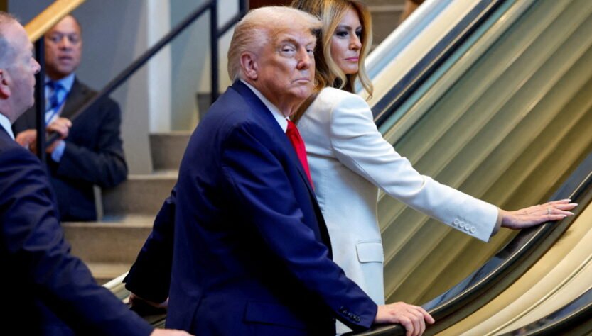 ‘ridiculous-and-weak’:-trump’s-‘triple-sabotage’-mocked-as-fox-hypes-escalatorgate