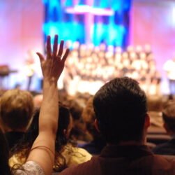 how-megachurches-use-the-bible-to-defend-and-promote-wealth-inequality:-report