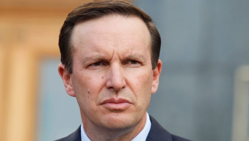 ‘racist-on-its-face’:-top-democrat-blasts-trump’s-‘truly-vile’-new-policy