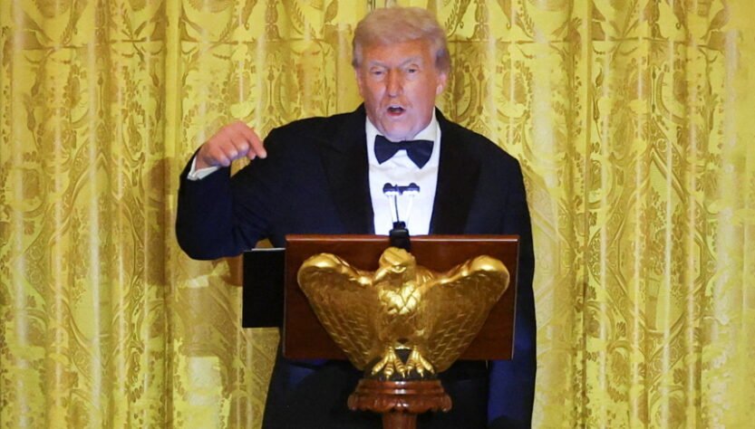 layoffs-surge-and-consumer-confidence-tumbles-under-trump-as-holidays-approach