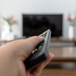 watching-politicians-on-television