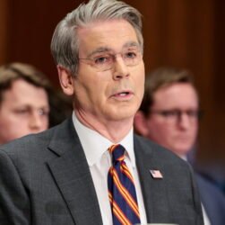 bessent-proposes-fix-for-low-consumer-confidence:-‘turn-off-msnbc’