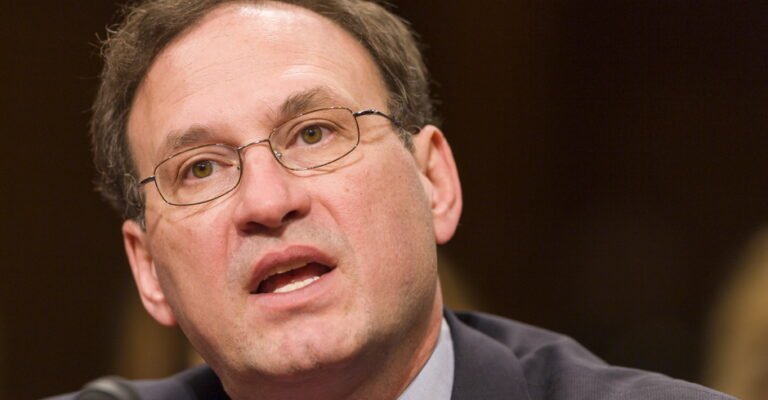 Why Trump Might Want to Try to ‘Usher’ Alito Into Retirement: CNN Analysis