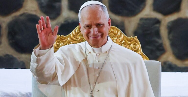 ‘Woe to Those Who Manipulate Religion’: Is the Pope Targeting Trump?